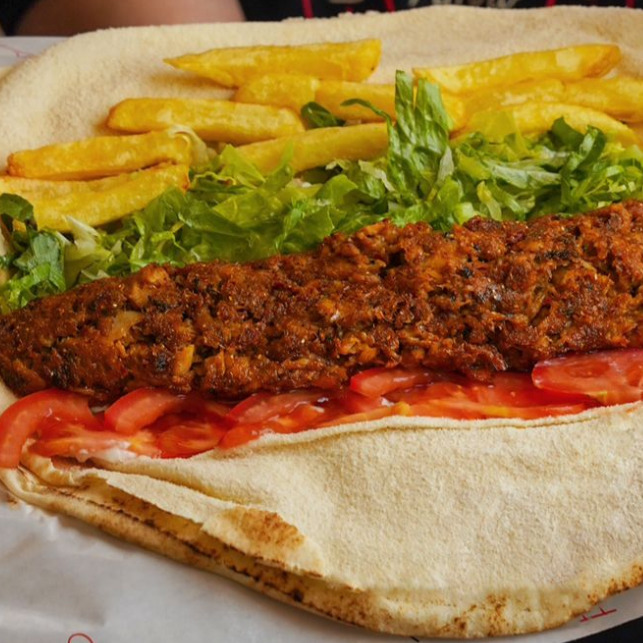 وجبة سمكه حره